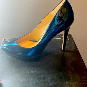 Size 9 Jessica Simpson platform heel